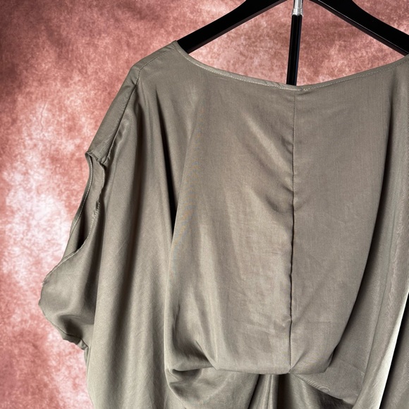 Lotus Eaters Draped Khaki Blouse NWT $119 XL 🤍 - Picture 5 of 8